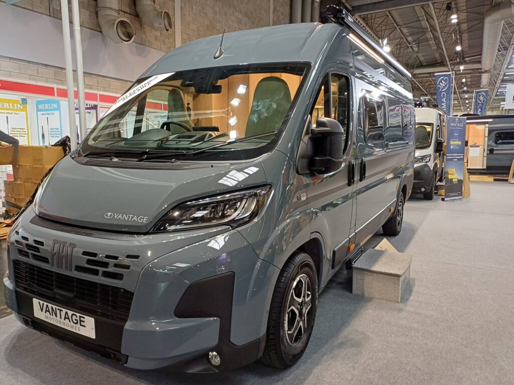 vantage-neo-2026-model-975-sold-subject-to-viewing