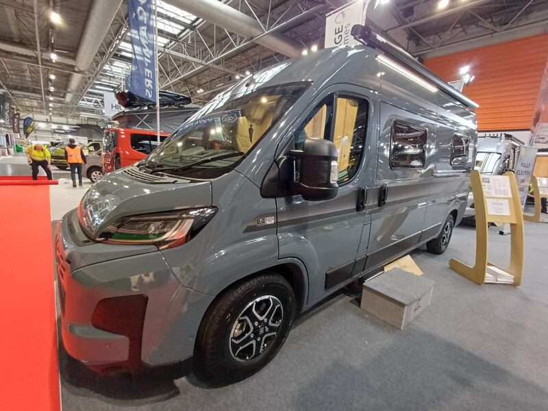 vantage-sol-2026-model-954